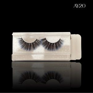 Black Lash w/Blue